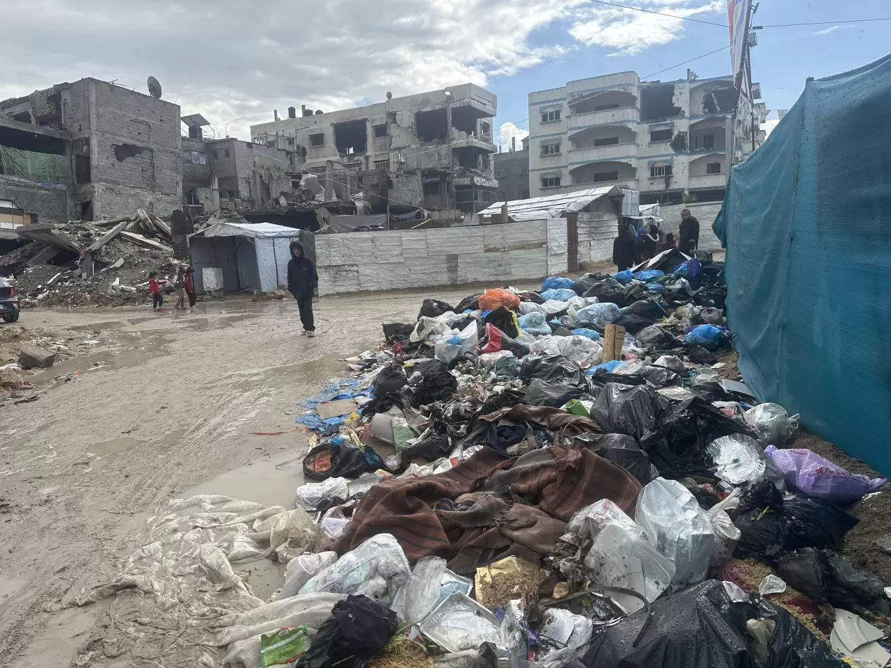 Gazze'de Ramazan zorlukları, çadırlarda hayatta kalma mücadelesiyle devam ediyor 7