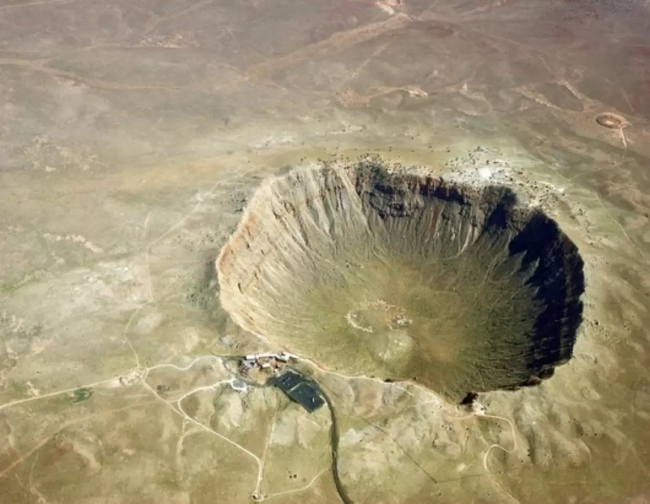 Dünya'nın tarihi yeniden yazılıyor: Avustralya’da 3,5 milyar yıllık göktaşı krateri keşfedildi 7