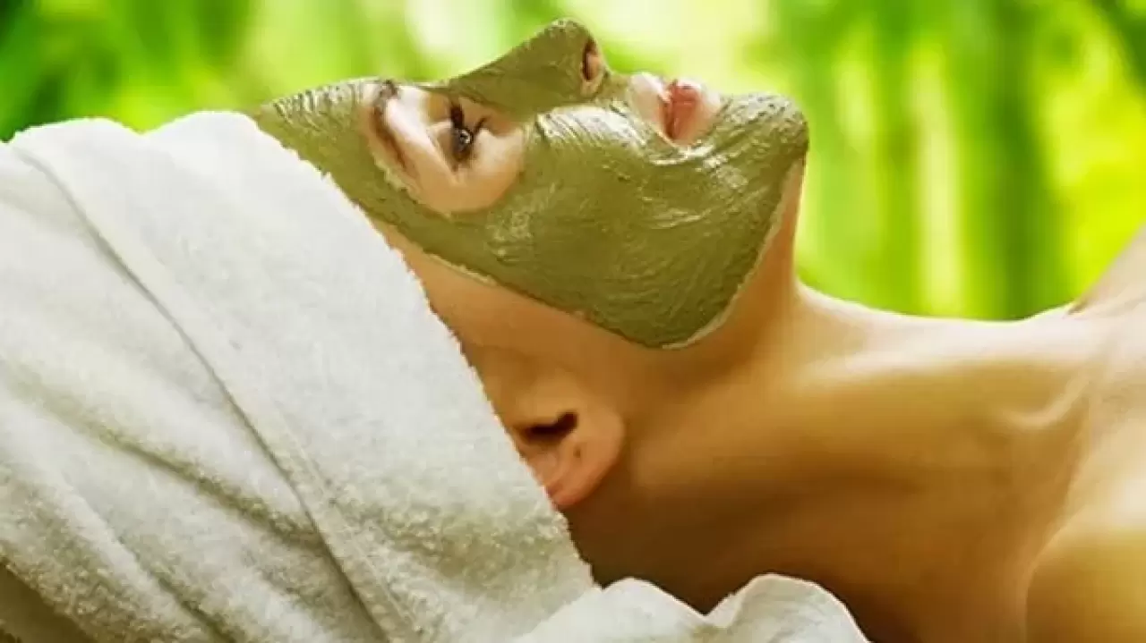 Valide Sultanların Cilt Bakım Tüyoları: Osmanlı Sarayının Doğal Güzellik Sırları 9