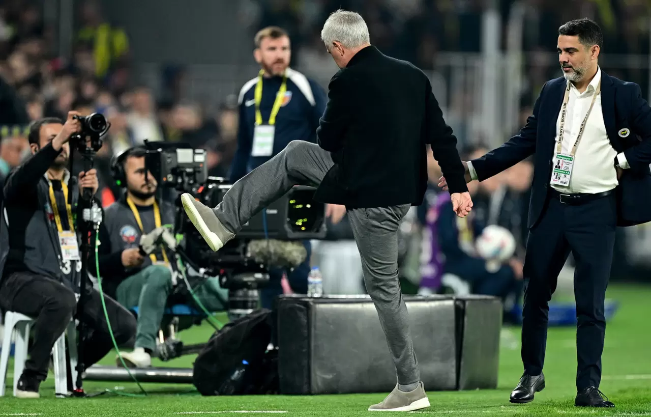 Fenerbahçe'ye şampiyonluk yarışında ağır darbe 3