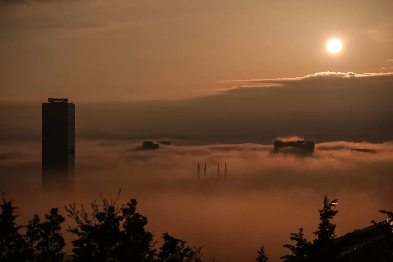 İstanbul’da sisli sabah: Görüş mesafesi yer yer sıfıra düştü 2