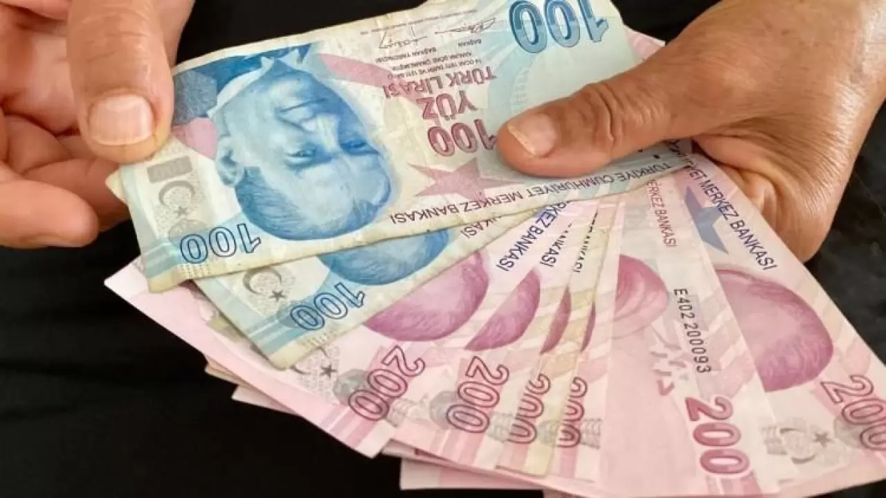 Emekli bayram ikramiyelerinde fark ödeme tarihi belli oldu 11