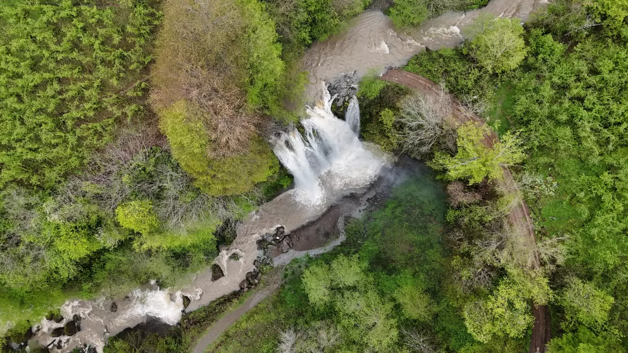 Ordu'daki Ohtamış Şelalesi karların erimesiyle canlandı 4