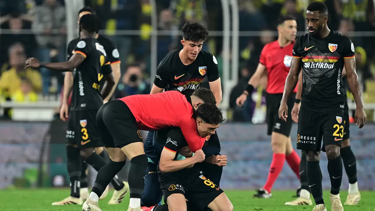 Fenerbahçe'ye şampiyonluk yarışında ağır darbe 2