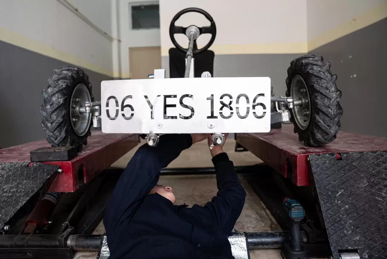 Meslek lisesi öğrencileri yarış arabası yaptı 4