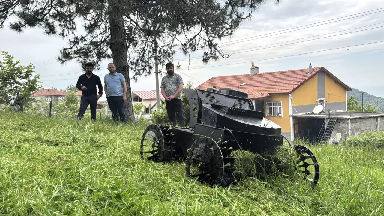 Uzaktan kumandalı tırpan aracı, çiftçilerin işini kolaylaştıracak 2