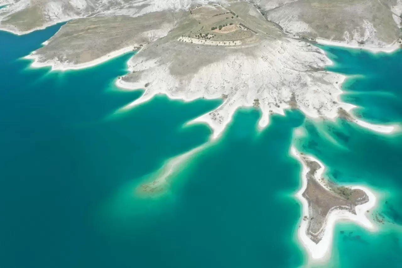 Adıyaman'da sadece martılara ait olan eşsiz doğa adası 2