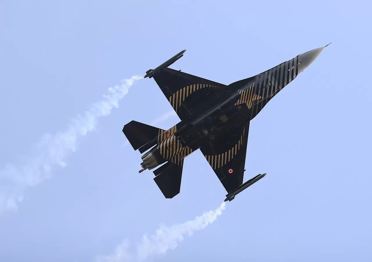 SOLOTÜRK Malatya'da gösteri uçuşu yaptı 2