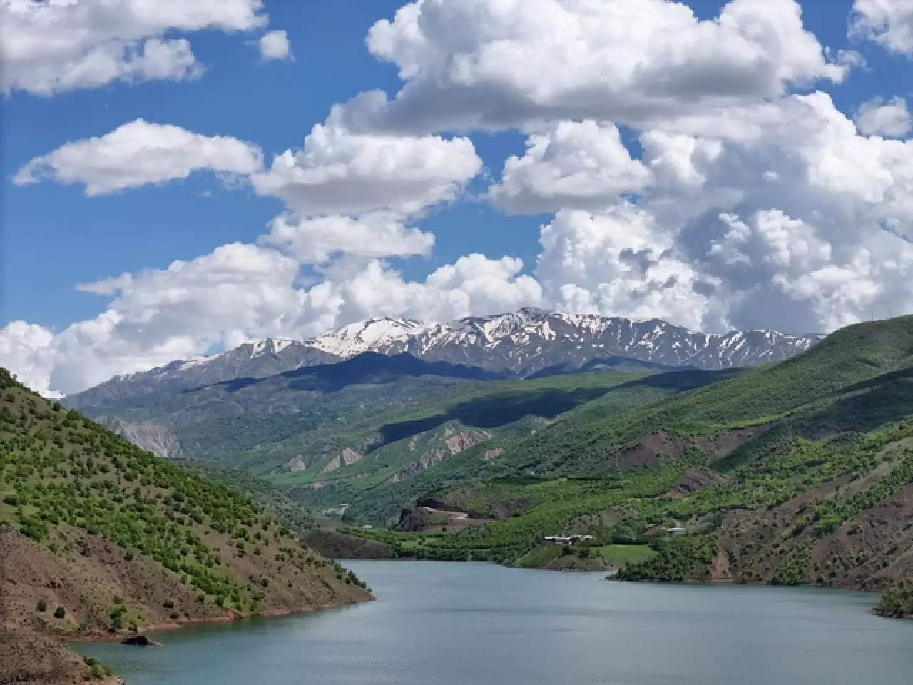 Vangölü Ekspresi’nin bahar manzaraları objektiflere yansıdı 1