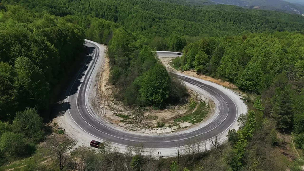 Domaniç Dağları'nda ilkbahar manzarası 5