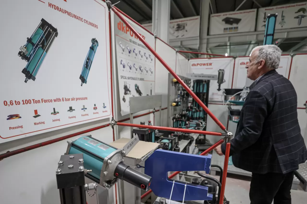 Askerde projesini çizdi, şimdi 70 ülkeye ihraç yapıyor 1