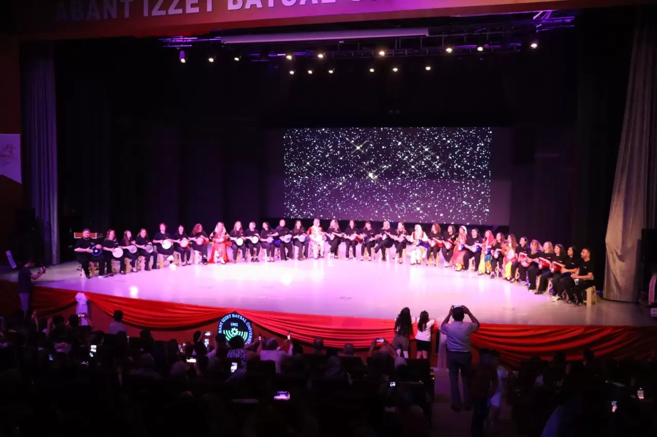 "Sanatın Işığında Öğretmenler" programı büyük beğeni topladı 2