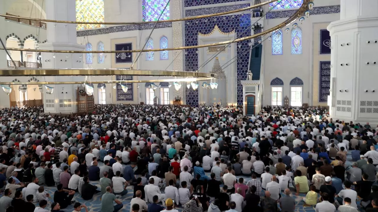 İl il Kurban Bayramı namazı saatleri 2025 6