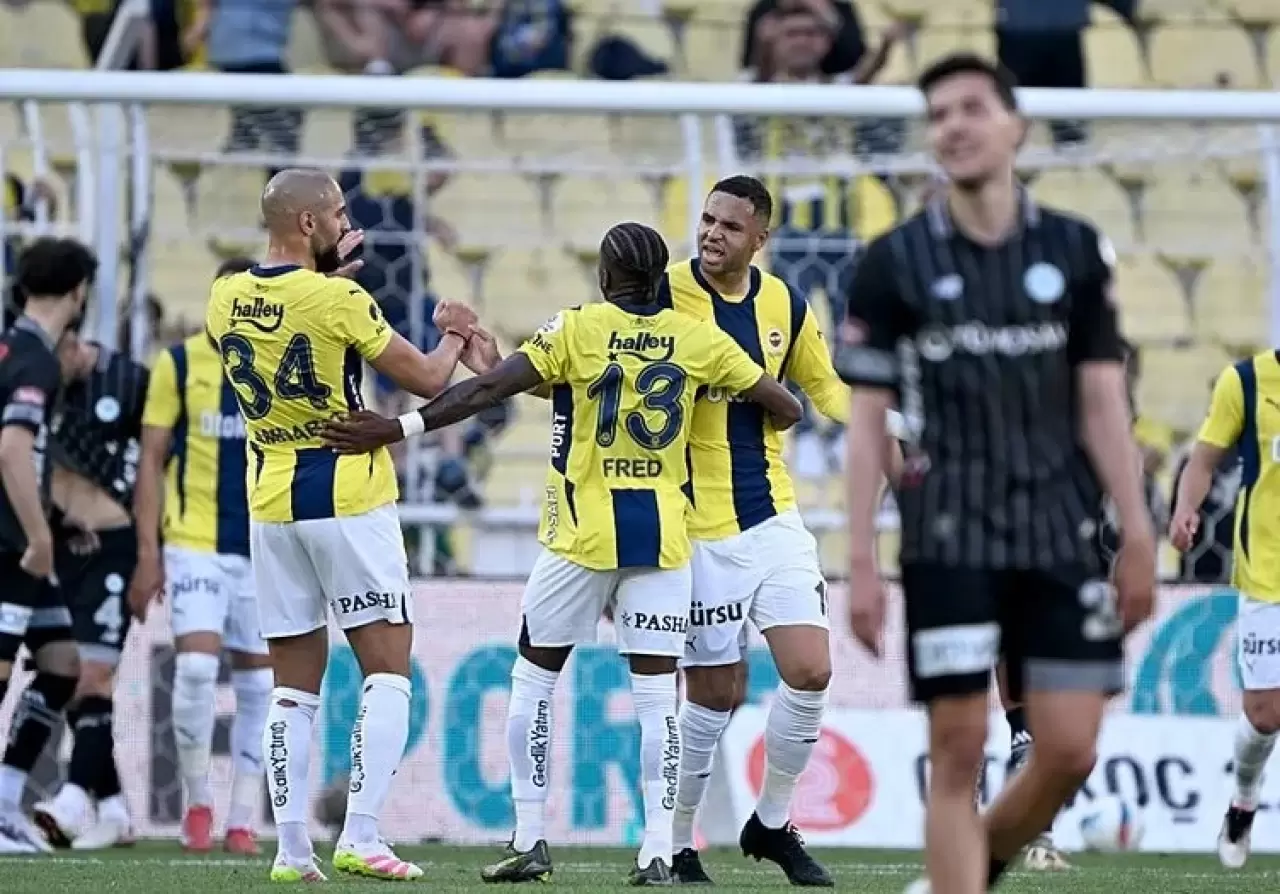 Fenerbahçe-Konyaspor maçı sonrası kritik sözler! 11