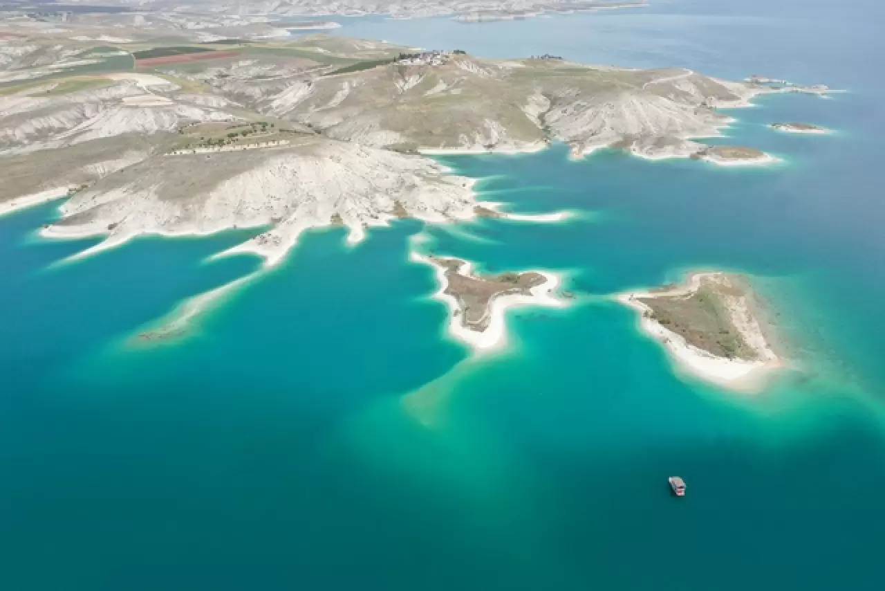Adıyaman'ın Maldivler'i: Atatürk Baraj Gölü'ndeki cennet köşe 1