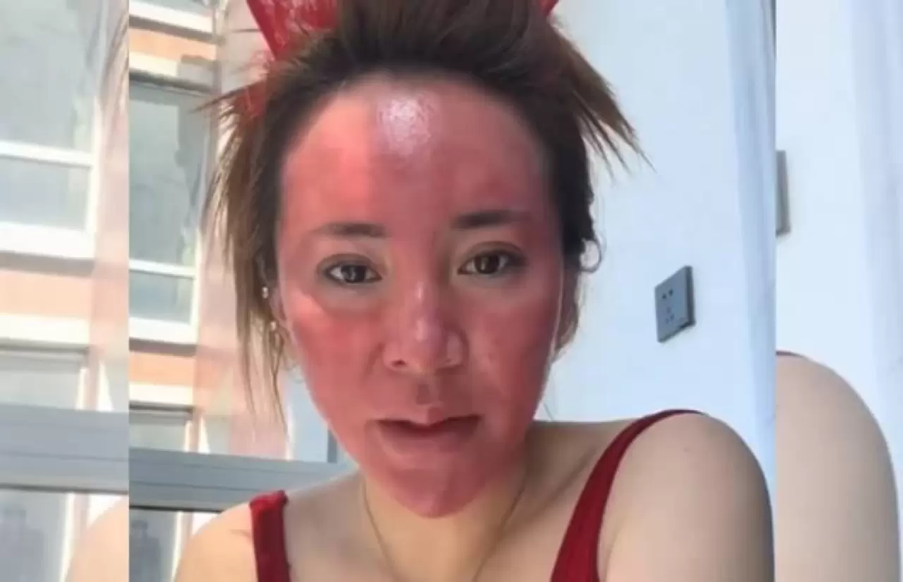 22 yıldır makyajını temizlemeyen kadının son hali şoke etti! 5