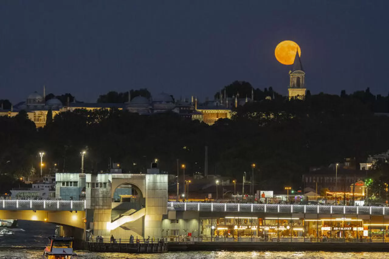 Türkiye'den Dolunay manzaraları 9