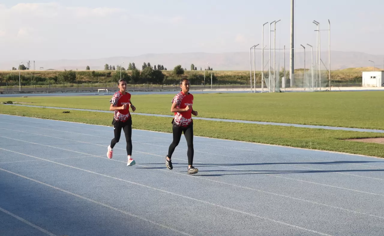 Muşlu rekortmen 3 ülkede şampiyonluk yaşamak için hazırlanıyor 1