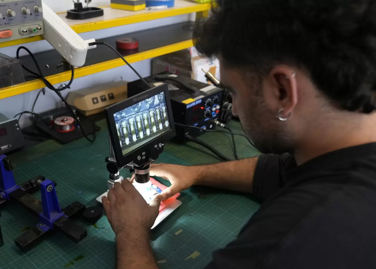 Genç mühendisler rüzgar türbini için ürettikleri sistemi ihraç etmeye başlıyor 4