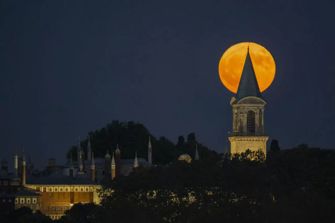 Türkiye'den Dolunay manzaraları 11