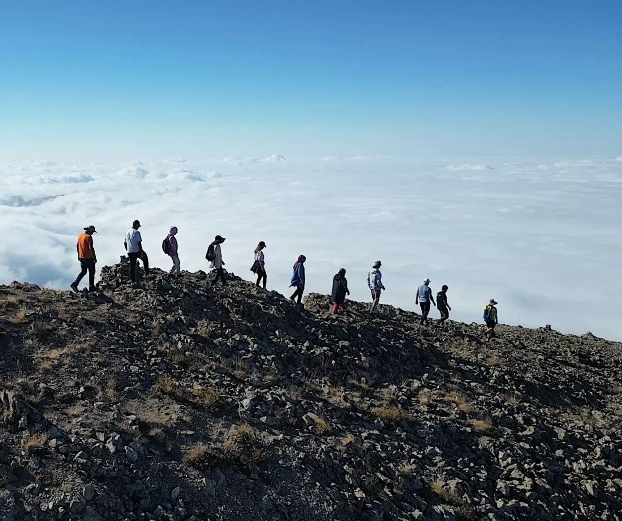 "Uçurumdaki mescit" doğa tutkunları ve dağcıların rotasında 1