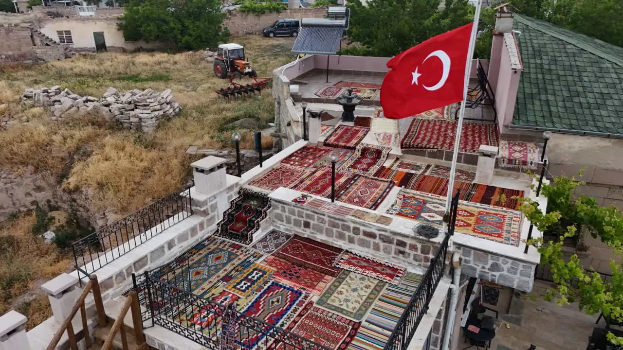 Yıllanmış halılar serildi, renk cümbüşü ortaya çıktı 7