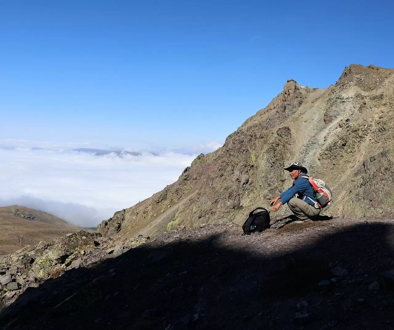 "Uçurumdaki mescit" doğa tutkunları ve dağcıların rotasında 13