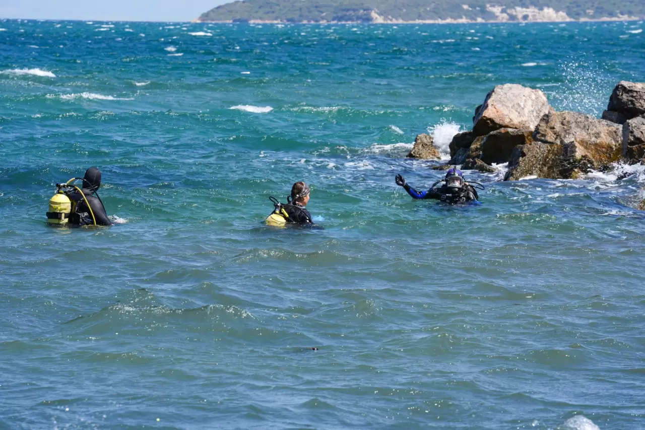 Su altında kalan binlerce yıllık liman üzerinde arkeoloji çalışmaları sürüyor 6
