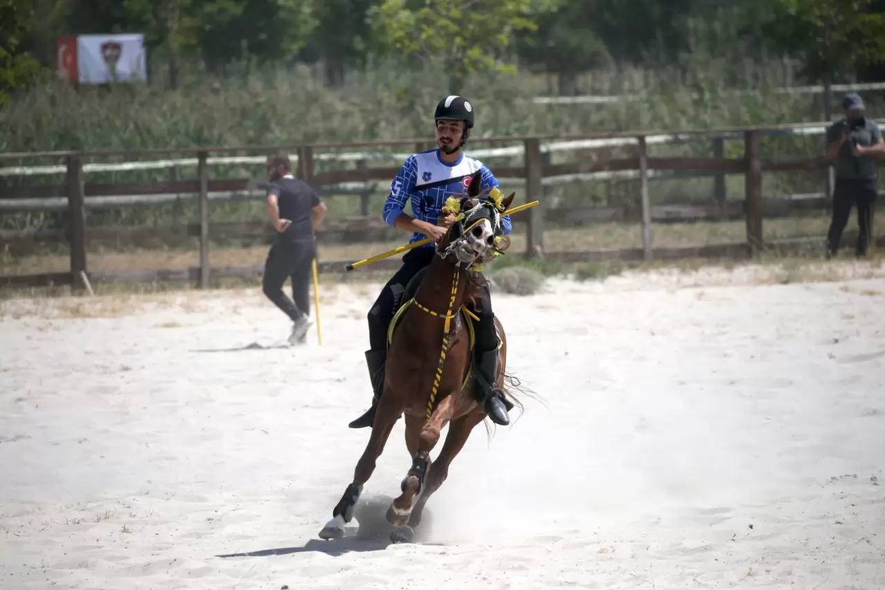Malazgirt Zaferi kutlamalarında cirit şöleni 26