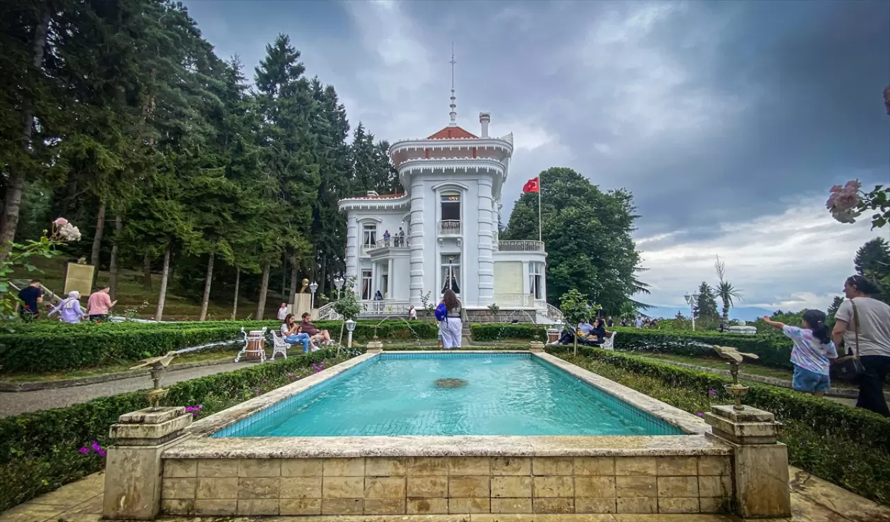 Trabzon'daki Atatürk Köşkü 7 ayda 183 bin 511 kişiyi ağırladı 3