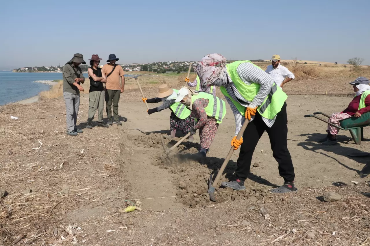 Hera'nın Şehri'ndeki arkeolojik kazıları kadınlar üstleniyor 2