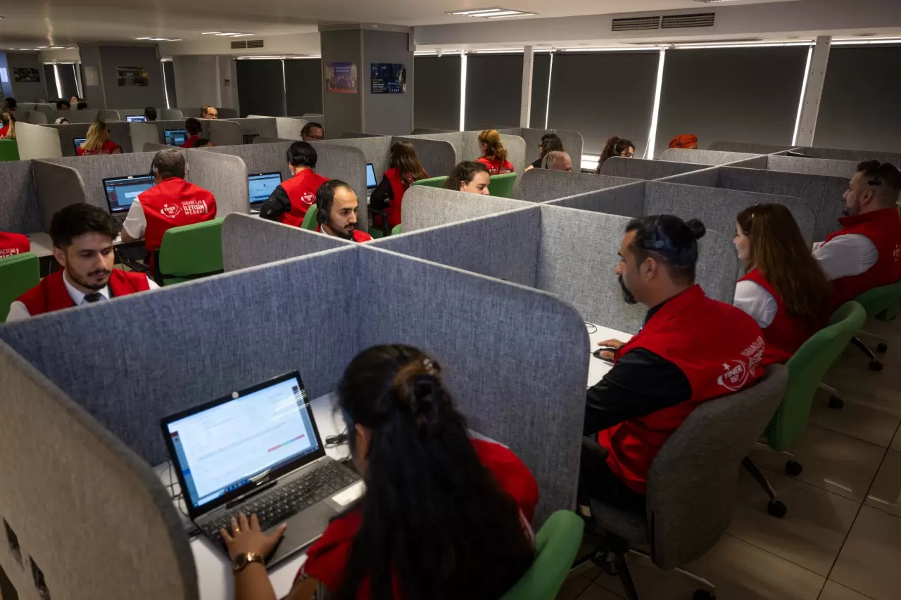 Yabancılar İletişim Merkezi, binlerce kişinin kurtarıcısı oldu 1