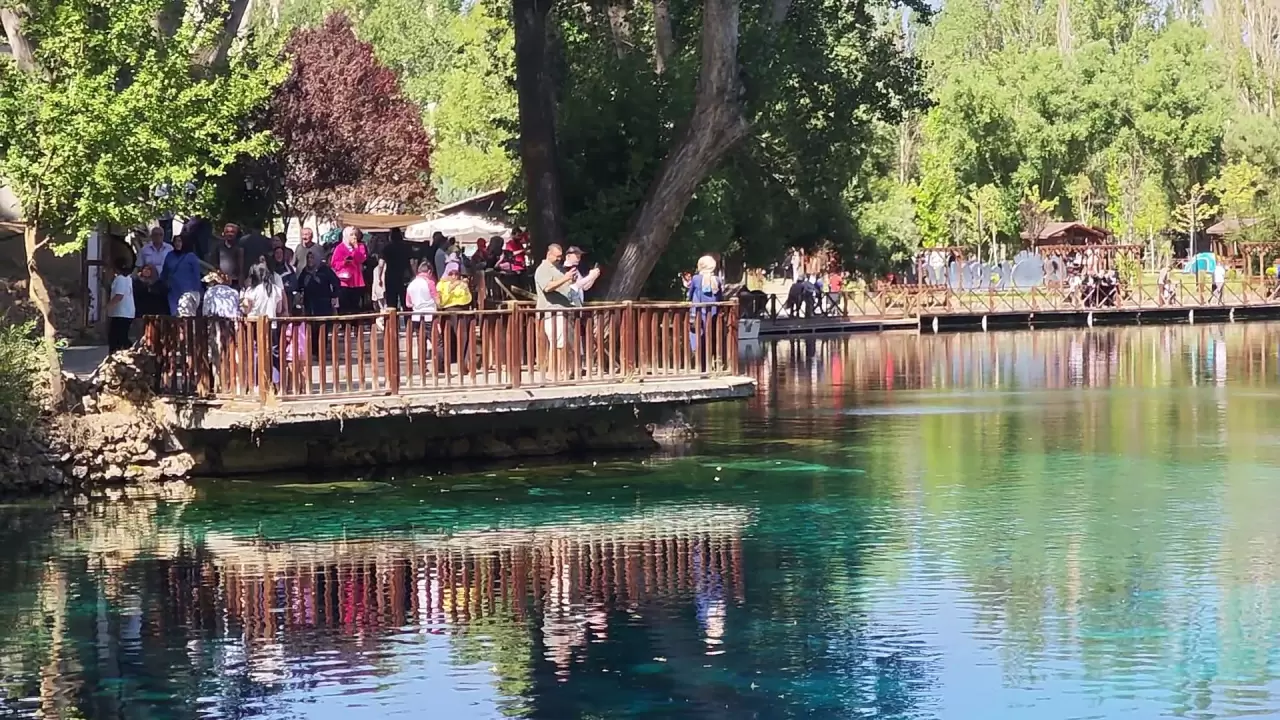 Bozkırın nazar boncuğu ziyaretçi akınına uğradı 6