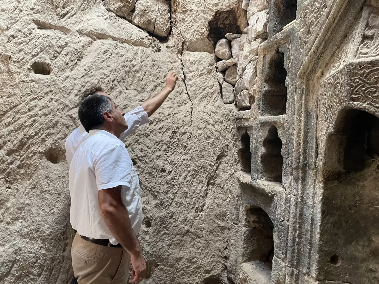Odunluğun altında 6 asırlık ibadethane keşfedildi 2