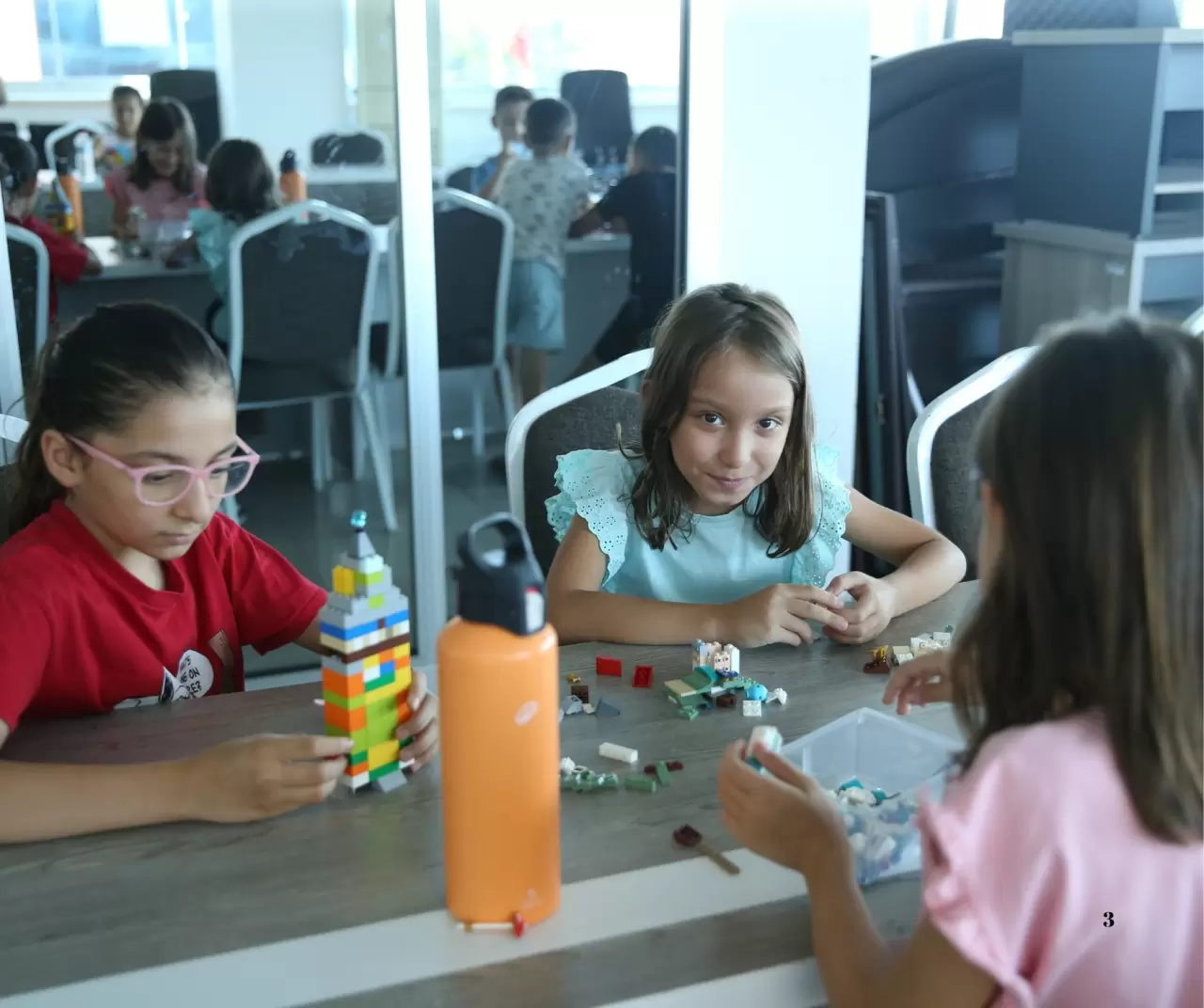 Bilişim ve Teknoloji Atölyesi, 3.500 depremzede öğrencinin yüzünü güldürdü 2