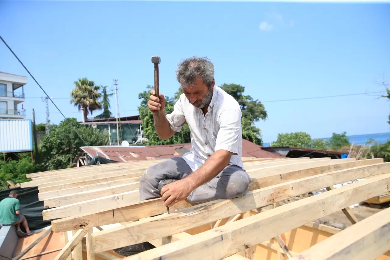 150 ahşap teknede onun el emeği var 2