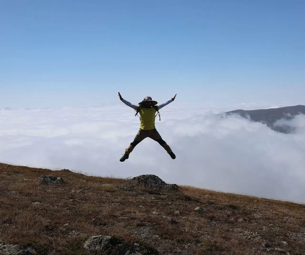 "Uçurumdaki mescit" doğa tutkunları ve dağcıların rotasında 14