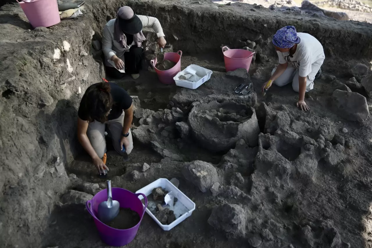 Muğla'da 5300 yıl öncesine açılan kapı 1