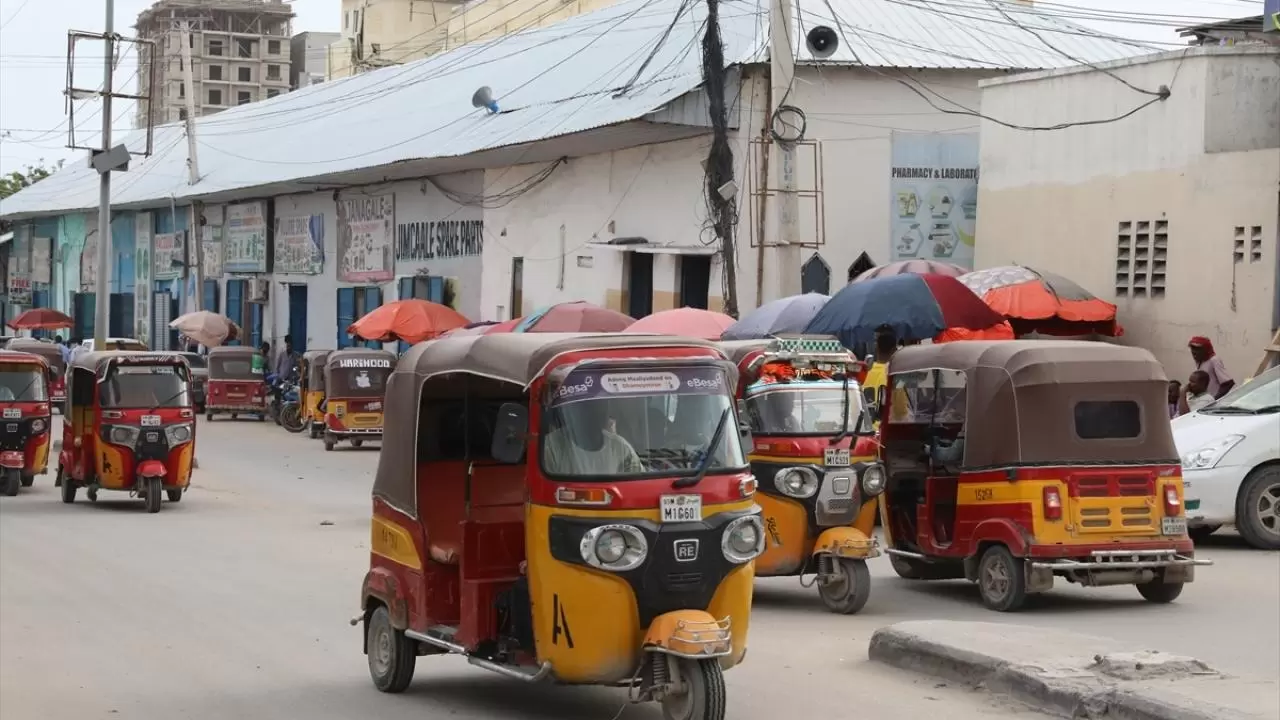 Somali, artan güvenliğiyle turistlerin ilgi odağı haline geliyor 6