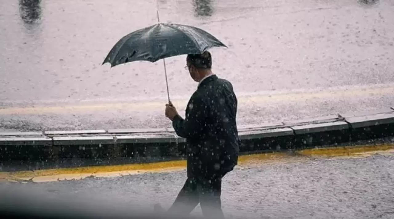 Meteoroloji uyardı! 24 ilde kuvvetli sağanak ve fırtına! 5