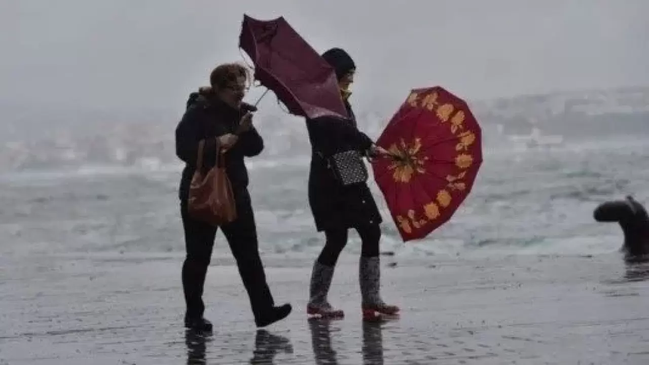 Meteoroloji uyardı! 24 ilde kuvvetli sağanak ve fırtına! 14