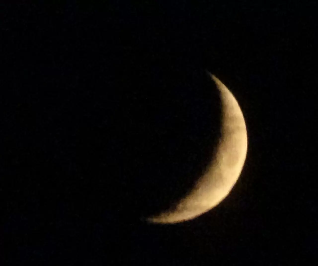 Van Ssemalarında hilal ayın büyüleyici dansı 3