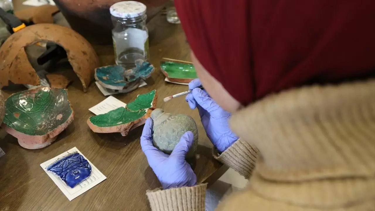 Ani Ören Yeri'nin saklı tarihini kadınlar gün yüzüne çıkarıyor 11