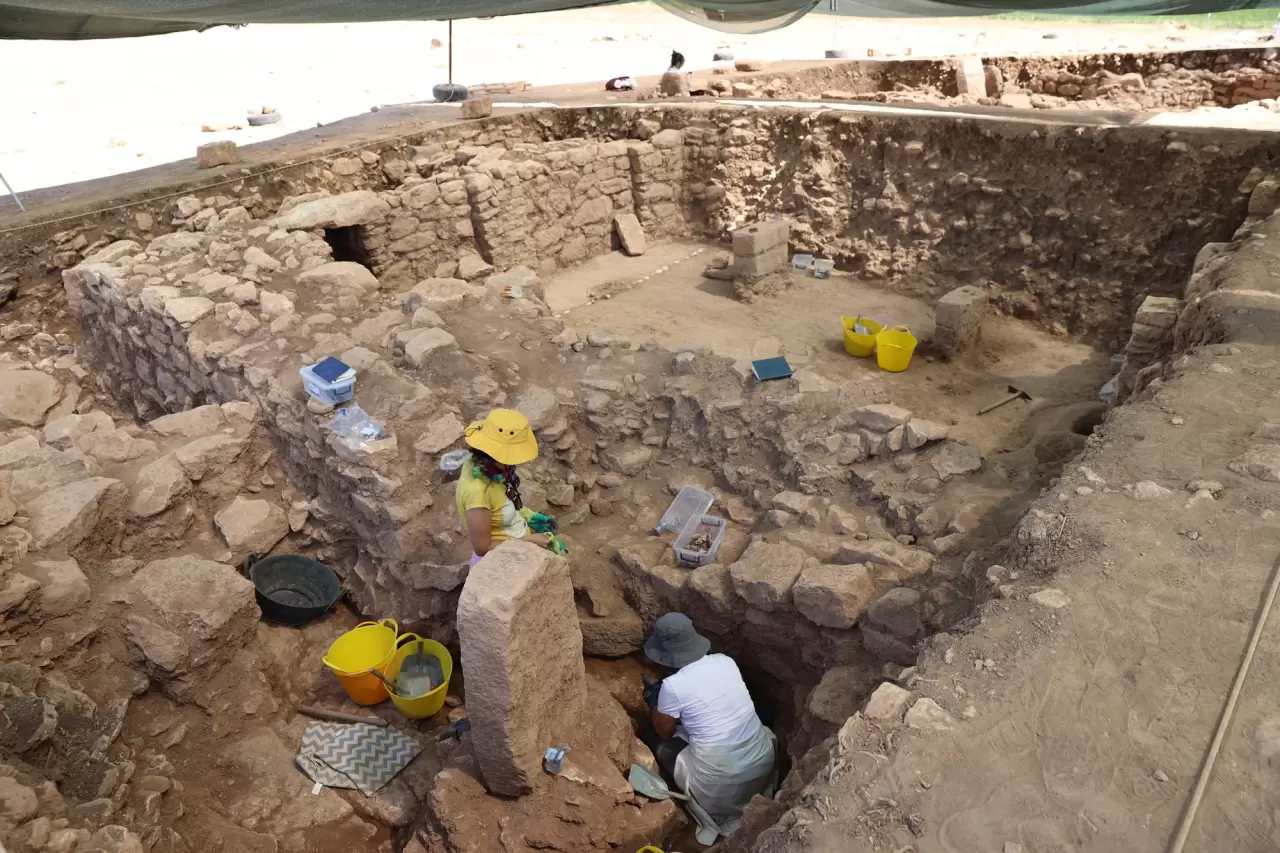 Sefertepe'de 10 bin yıllık insan kalıntıları bulundu 4