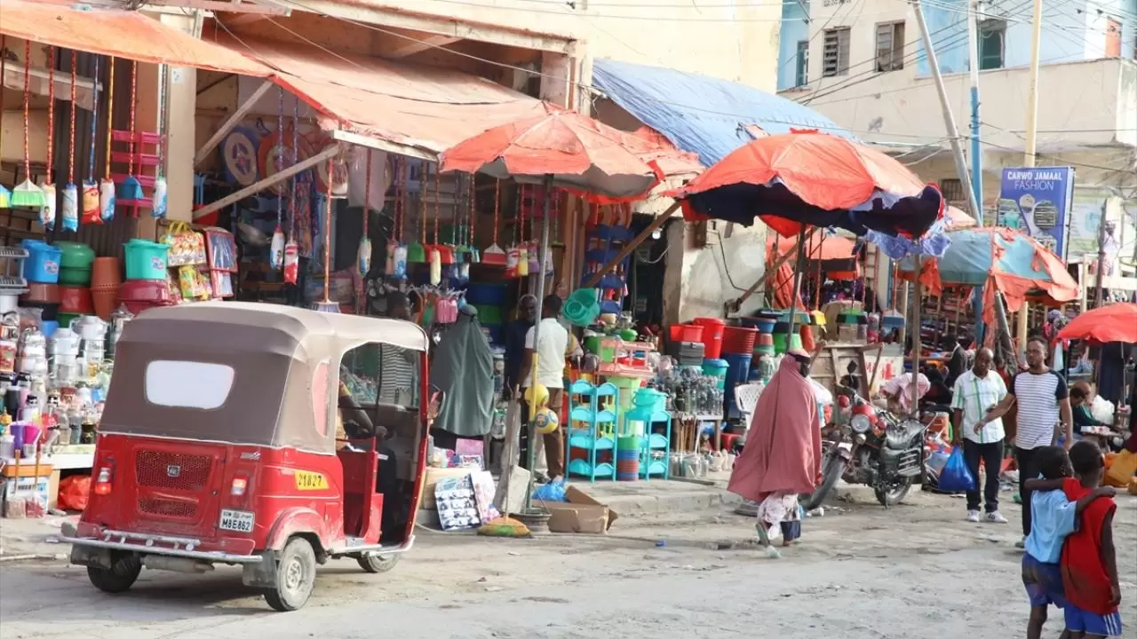 Somali, artan güvenliğiyle turistlerin ilgi odağı haline geliyor 2