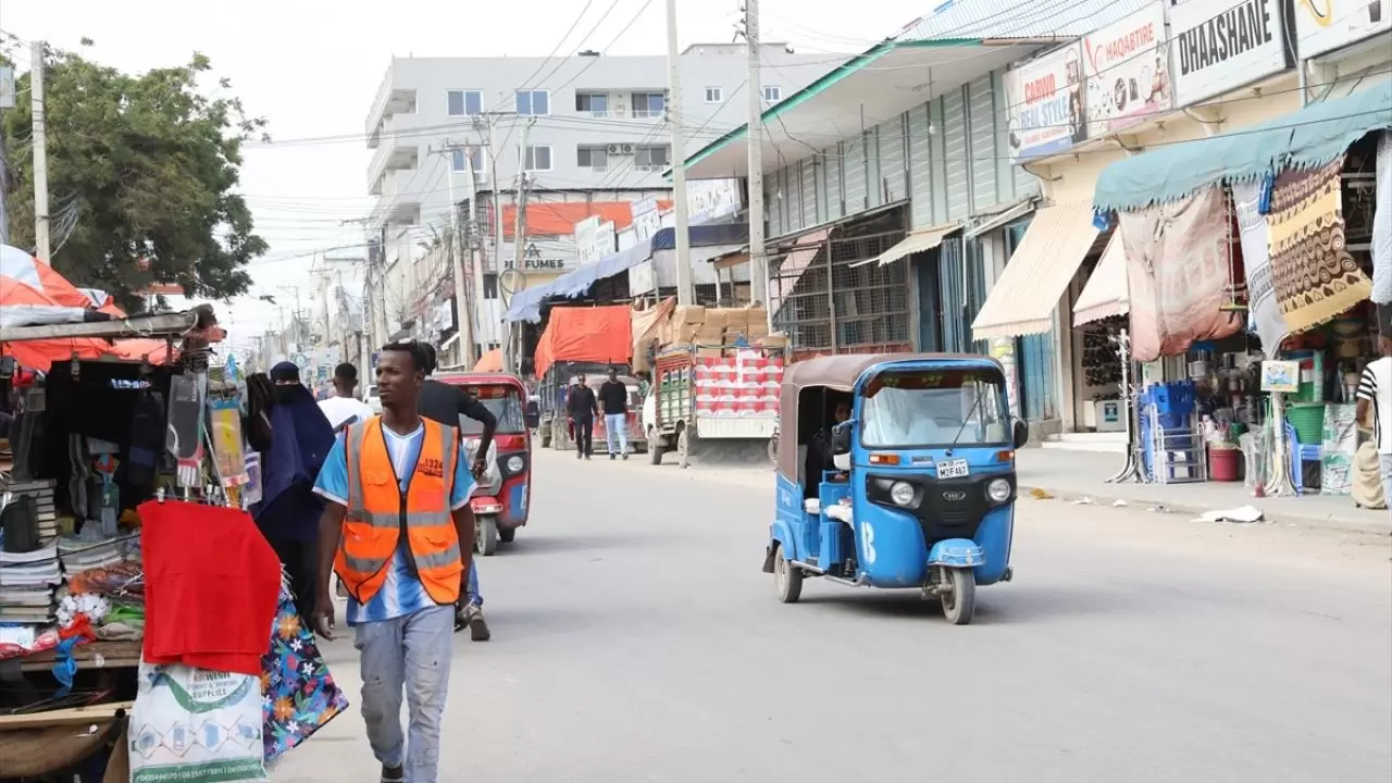 Somali, artan güvenliğiyle turistlerin ilgi odağı haline geliyor 5