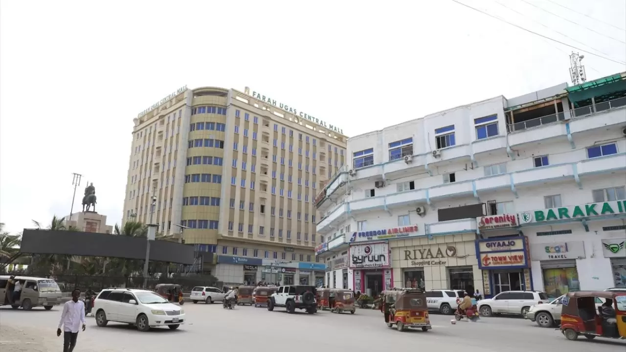 Somali, artan güvenliğiyle turistlerin ilgi odağı haline geliyor 7