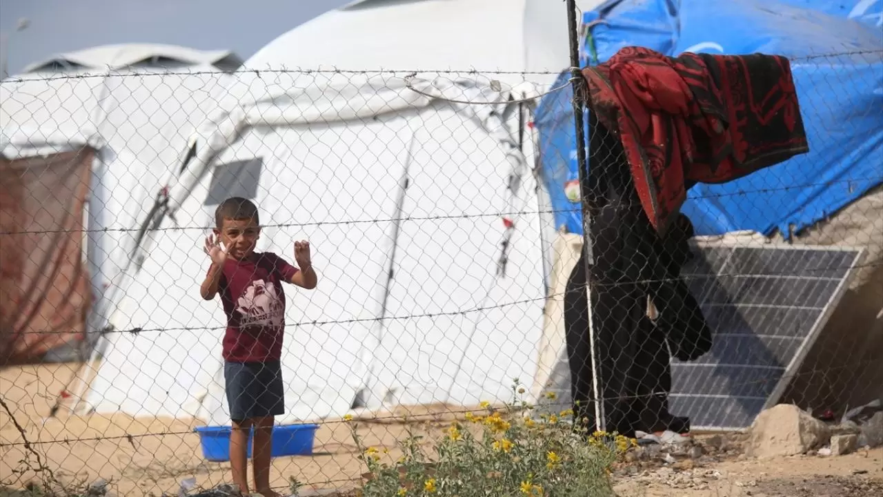 Kuzeyden göç eden Filistinlilerin hayatta kalma mücadelesi 12