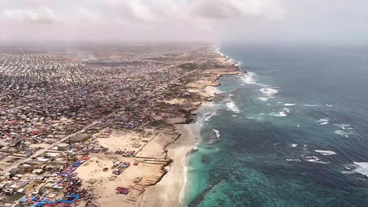 Somali, artan güvenliğiyle turistlerin ilgi odağı haline geliyor 9