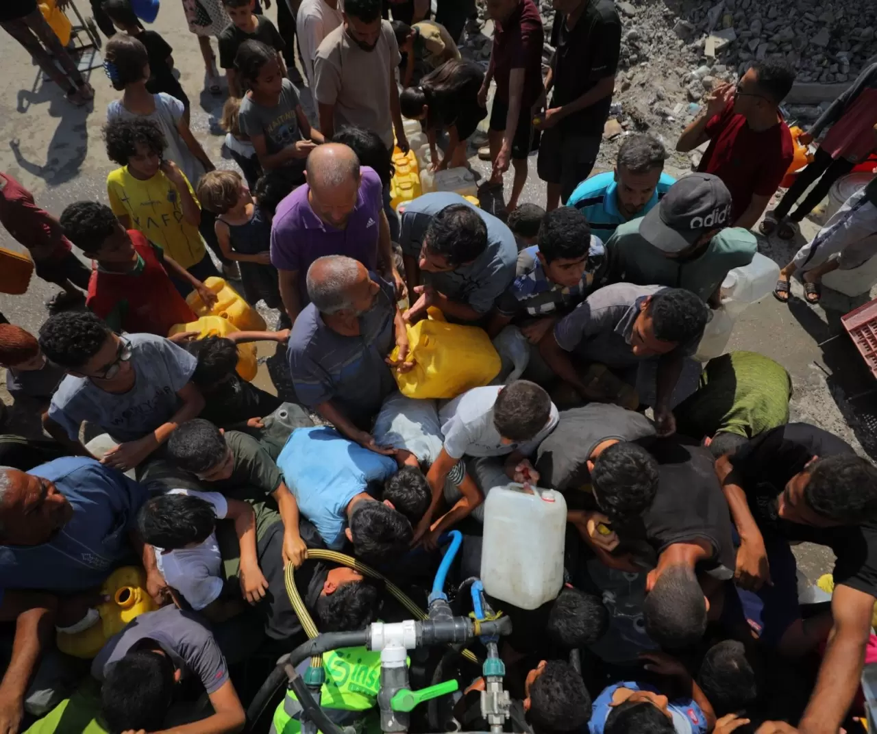 Gazze’de su krizi ve abluka binlerce Filistinliyi zor durumda bıraktı 6